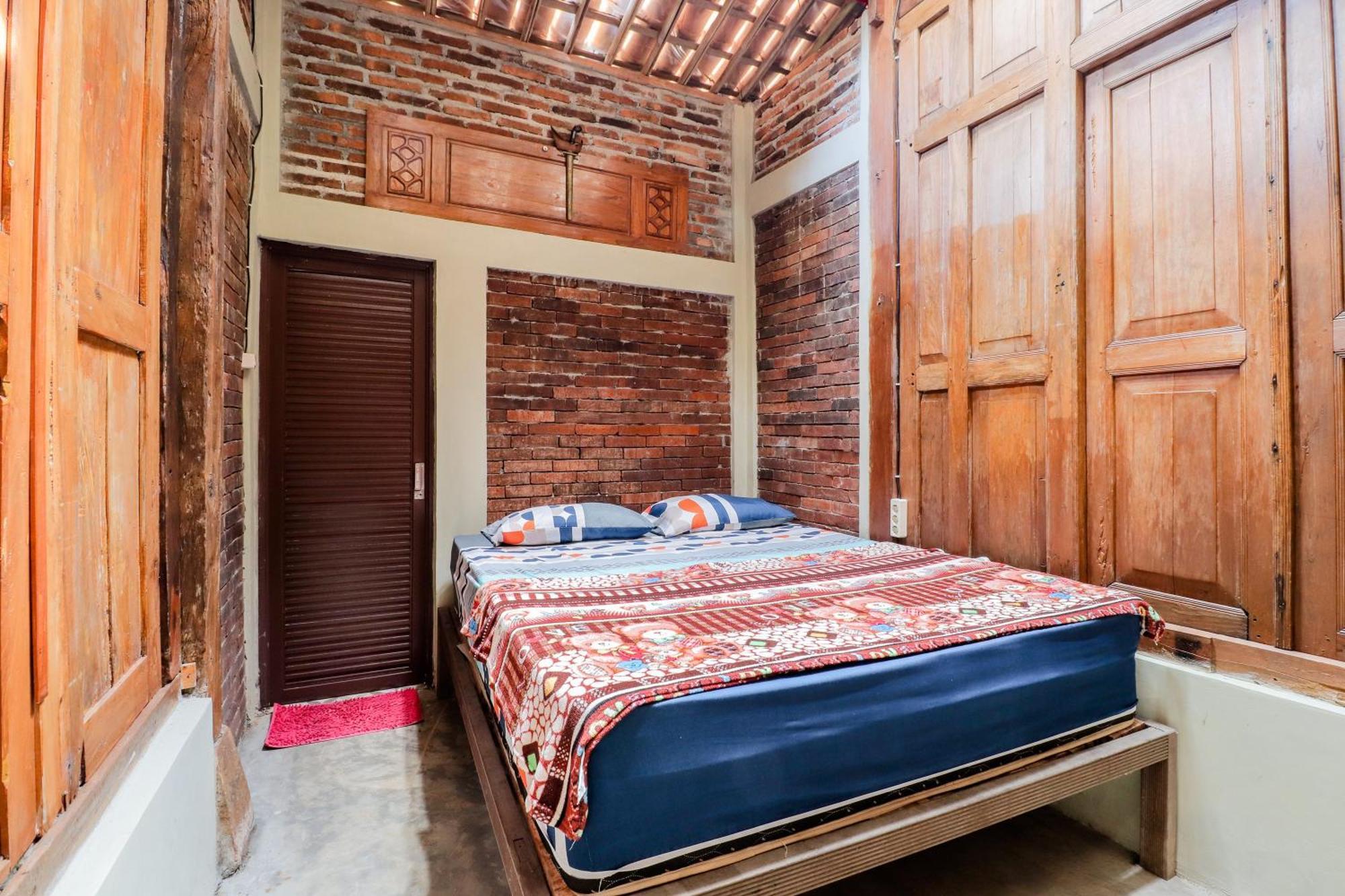 Appartamento Nurudin House Magelang Esterno foto