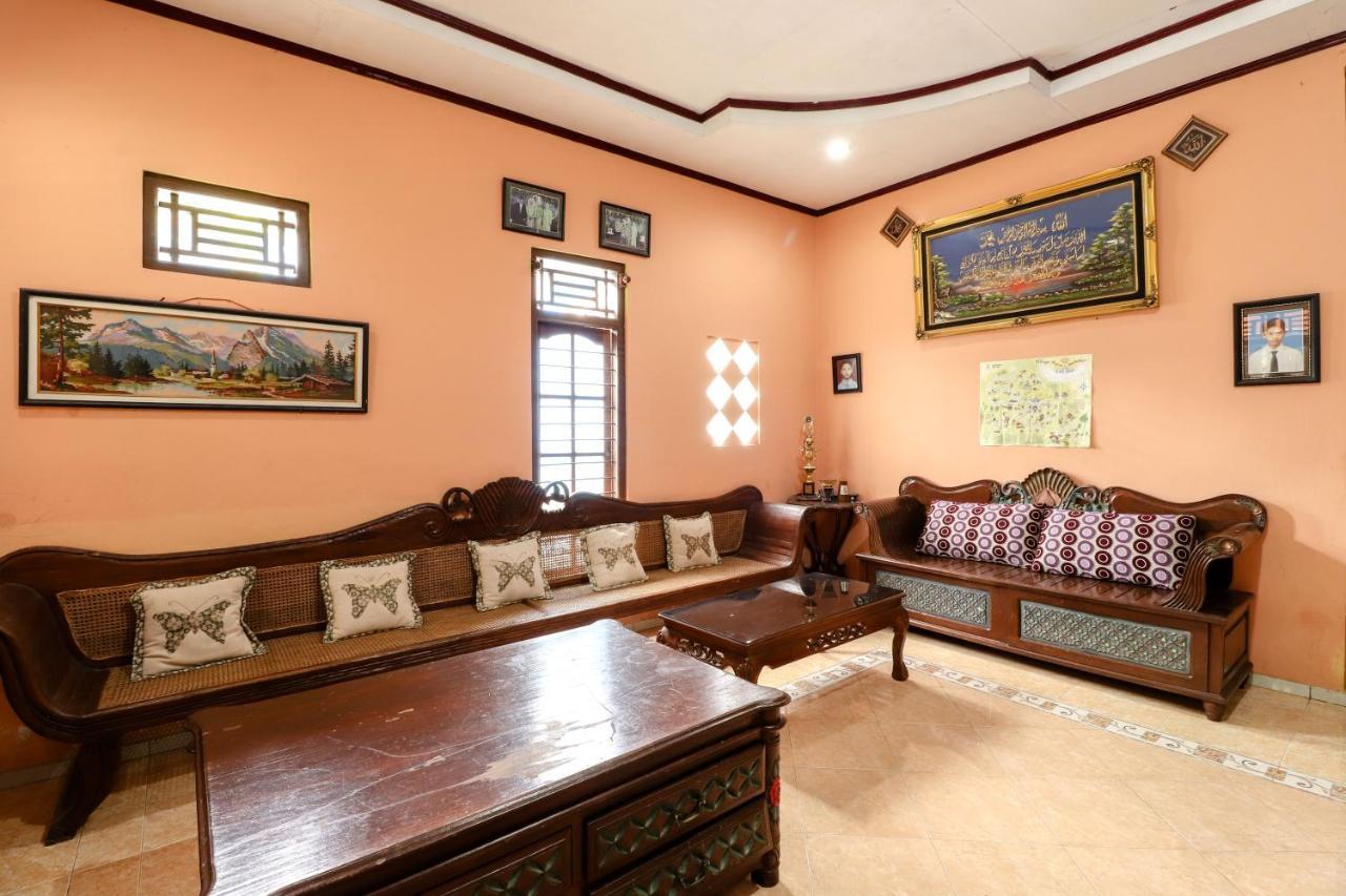 Appartamento Nurudin House Magelang Esterno foto