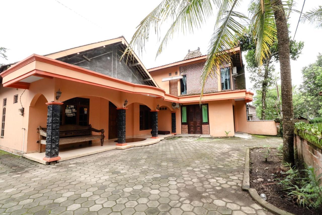 Appartamento Nurudin House Magelang Esterno foto